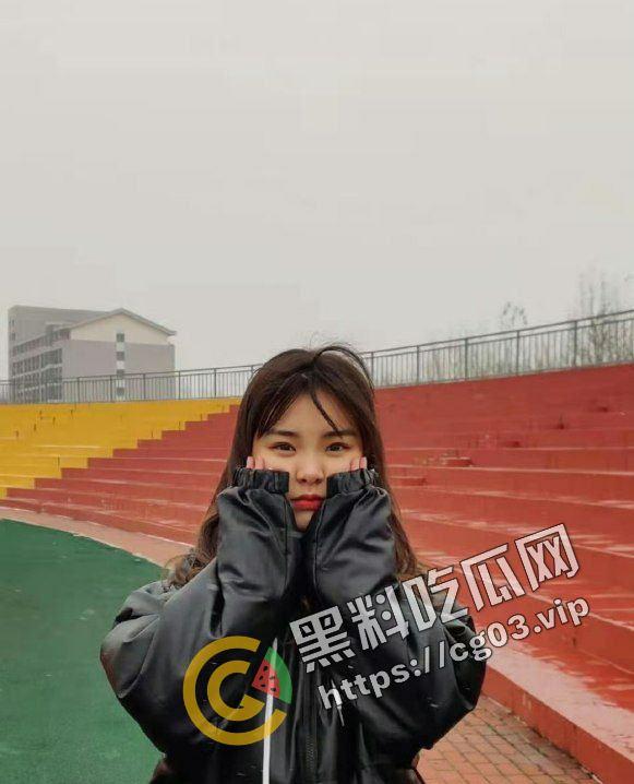 阜新财务 【张佳佳】大连财经学院毕业  脚踏三只船 恋情内出轨多人  喜欢发抠逼视频给多为男朋友 被流出