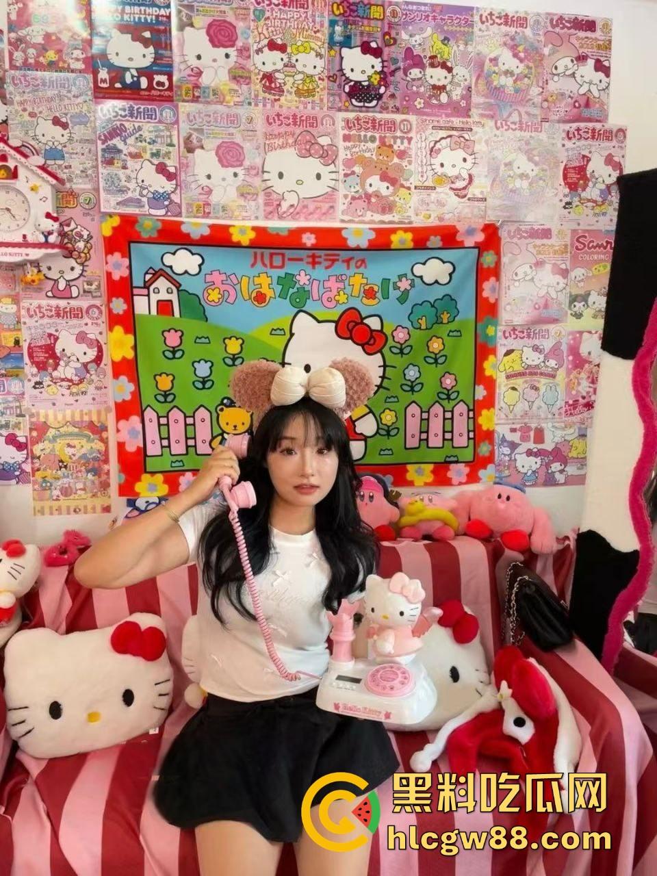 内蒙古包头轻工技术学校【王静】下海搞黄,网友裸聊私下约炮视频曝光,制服黑丝诱惑女王,乖乖女变床上尤物!-5