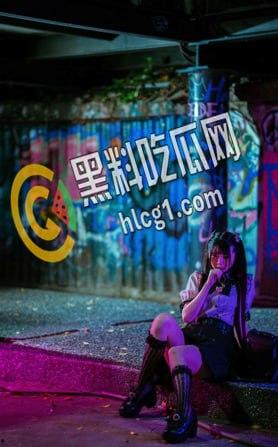网红福利姬 落落Raku 极品女神反差萌妹 夜晚户外跳蛋大尺度自慰 写真 视图精选-14