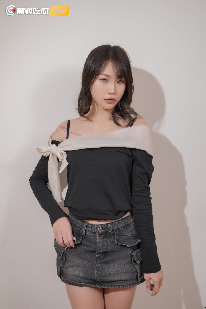 黑料吃瓜网出品-《江南第一小屌童锦程798&吴柳芳之花小龙&王老师爱情故事》全集!-5