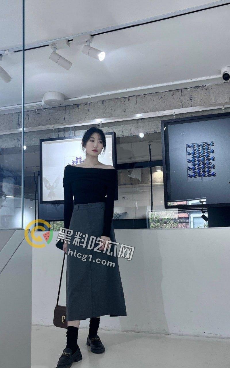 长沙高冷艺术家「孙甜」做爱粉色巨蛋加持，享受振动插入的快乐-7