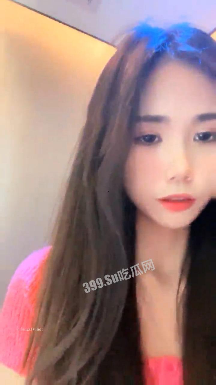 激情一夜 户外真实！安徽黄播女神肤白貌美 偷偷在 KTV 卫生间发骚自慰直播