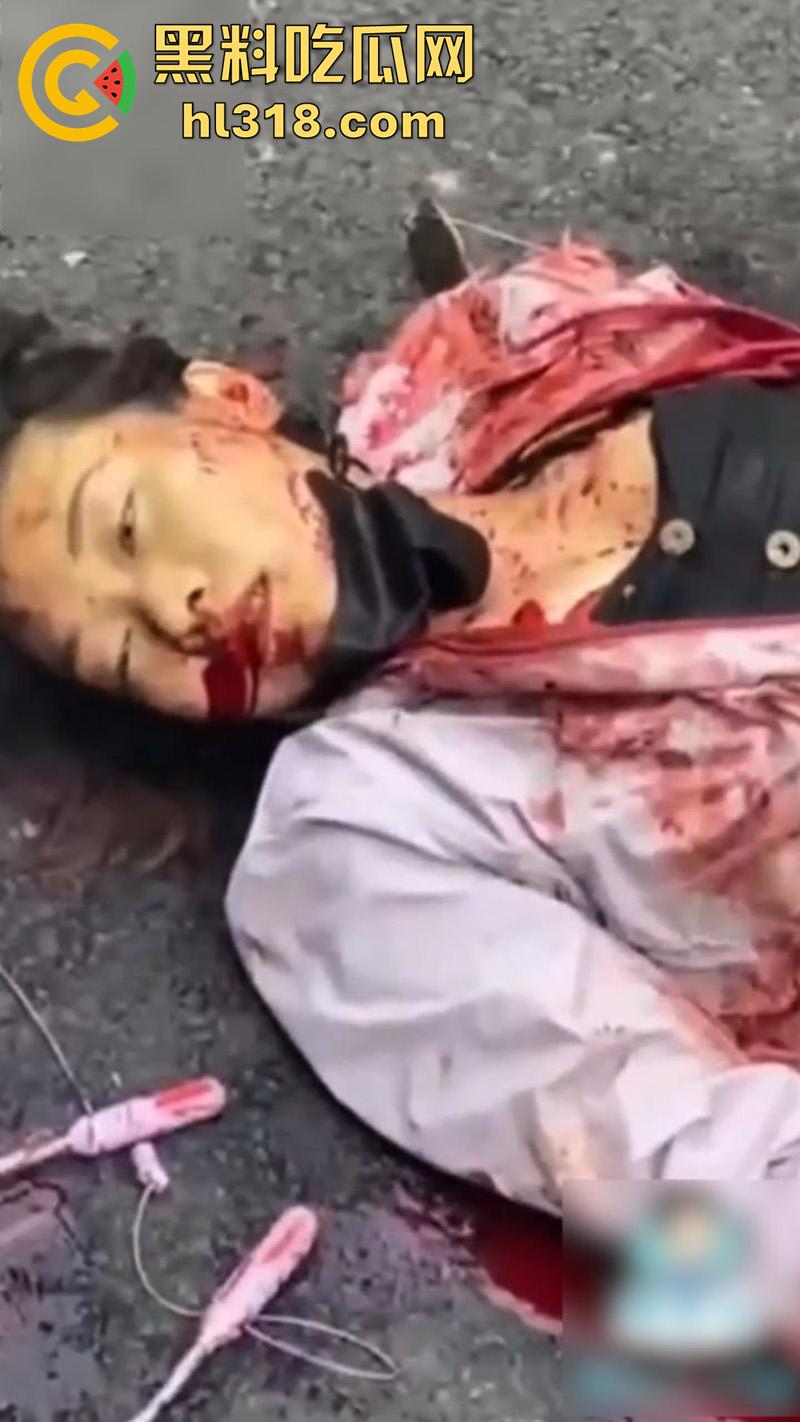 女子出轨被老公刀杀，云南夫妻在南京打工，想不到已婚妻子竟出轨工头，遭老公连捅数刀当场身亡！-5