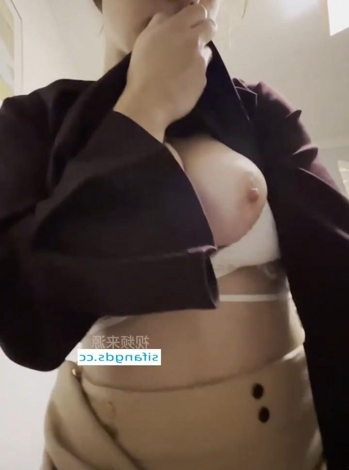 高颜值西班牙留学生性爱视频曝光 白皙巨乳令人爱不释手 嫩逼被国人打桩爆操 淫叫不断！-8