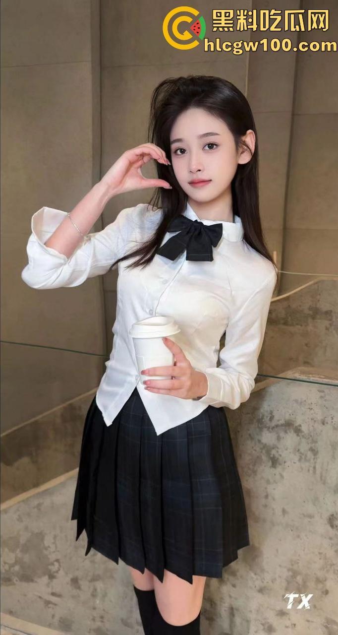 黑丝高跟电击鲍鱼了解一下，少女被调教到淫叫抽搐，带电的鲍鱼咬一口怕是连舌头都麻，你敢吃电击鲍鱼吗？