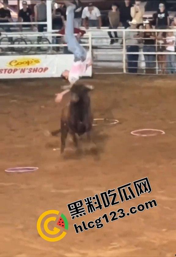 勇敢者的游戏:留在圈里拿10万美元?被牛撞一下骨折赚70万,这笔买卖真划算!-8