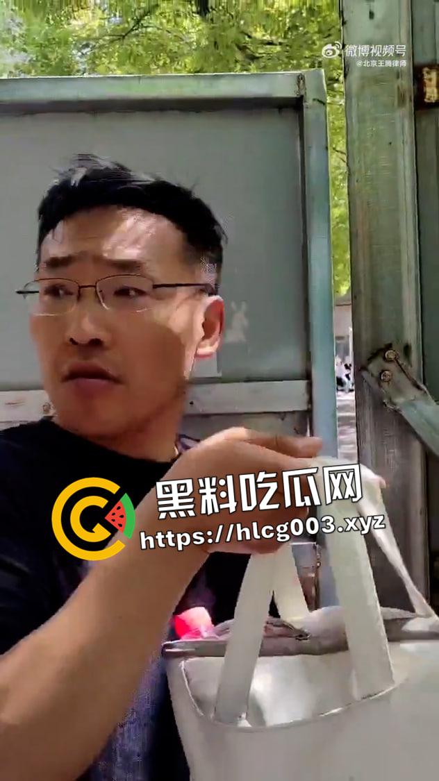 安徽大学江淮学院学生起义!学院转设 全体师生失去档案学籍还被校领导威胁 社交媒体封禁发言 真就没天理了?-3