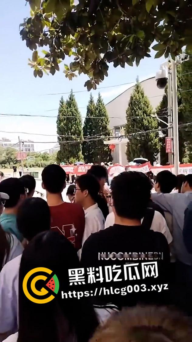 安徽大学江淮学院学生起义!学院转设 全体师生失去档案学籍还被校领导威胁 社交媒体封禁发言 真就没天理了?-10