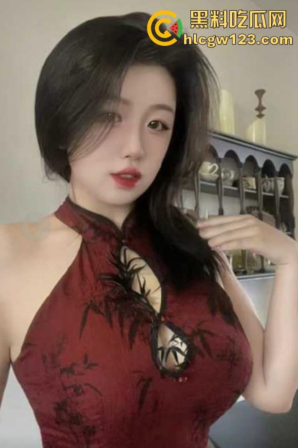 海角论坛【叔嫂乱伦 】大神民宿偷情旗袍肥美嫂子， 骚穴掰开求操 内射骚逼 对白堪比小电影！