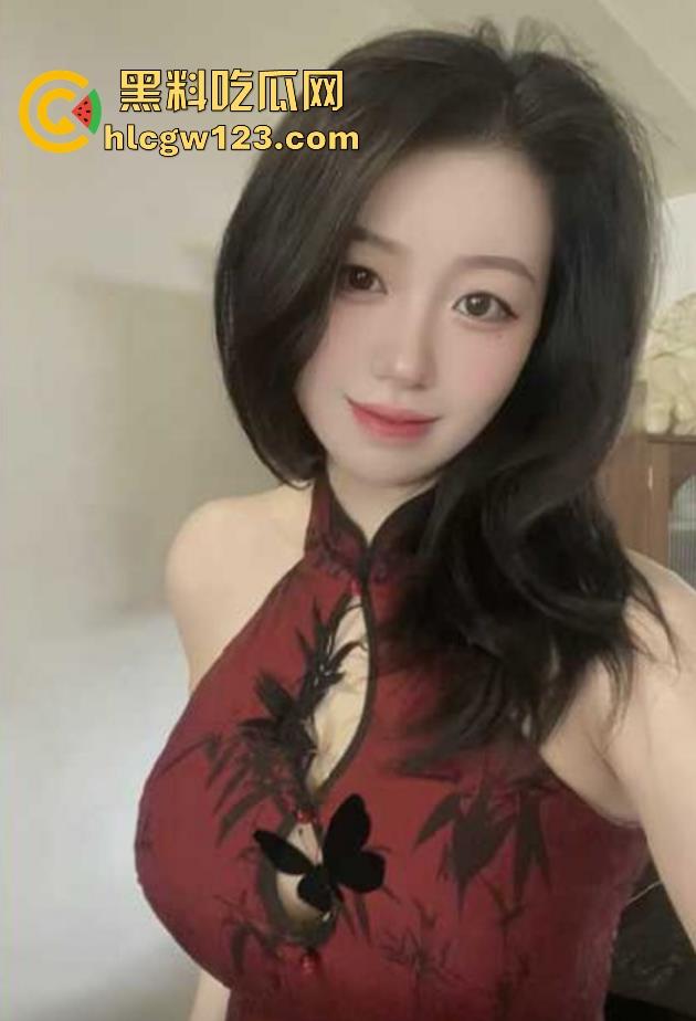 海角论坛【叔嫂乱伦 】大神民宿偷情旗袍肥美嫂子, 骚穴掰开求操 内射骚逼 对白堪比小电影!-3