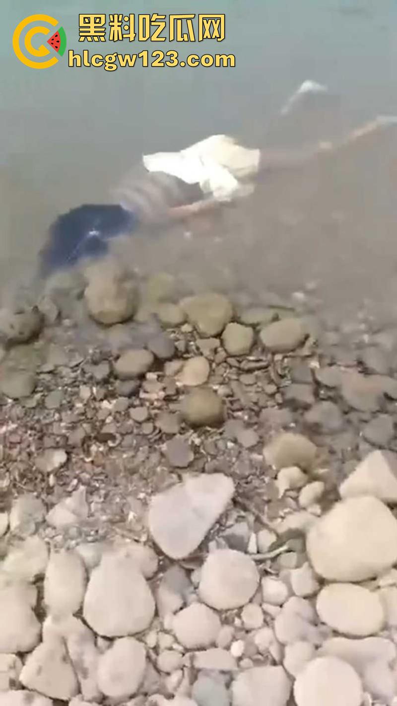 长腿颜值陪酒女,跳河自杀尸体被发现,平时风骚火辣撩丝的人魂儿都没了,竟也是个痴情的种!-4