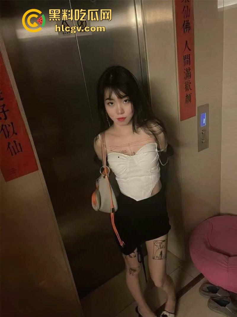 北京房山区人妻【孙晔子】被曝以房租为由要挟男租客上床 京姐发骚 玩坏打工人的腰!-5