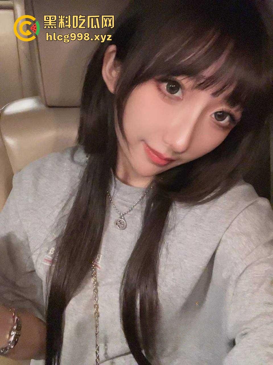 上海国企职工【舒涵雨】傍上司，渔网黑丝穿给上司看！男友出门就开房，出轨全程录屏留念！