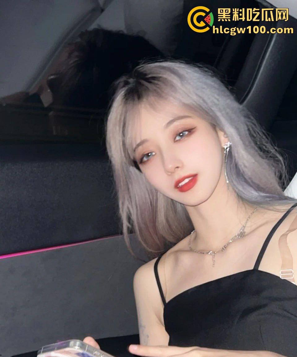 西安极品女神『刘嘉欣』现役Kpop女团成员,下海伴游5天3W,巨乳粉穴让人忍不住射爆,被金主操到腿软!-5