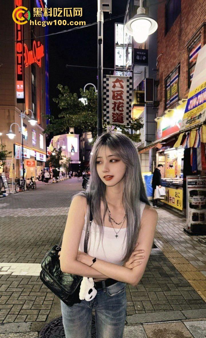 西安极品女神『刘嘉欣』现役Kpop女团成员,下海伴游5天3W,巨乳粉穴让人忍不住射爆,被金主操到腿软!-6