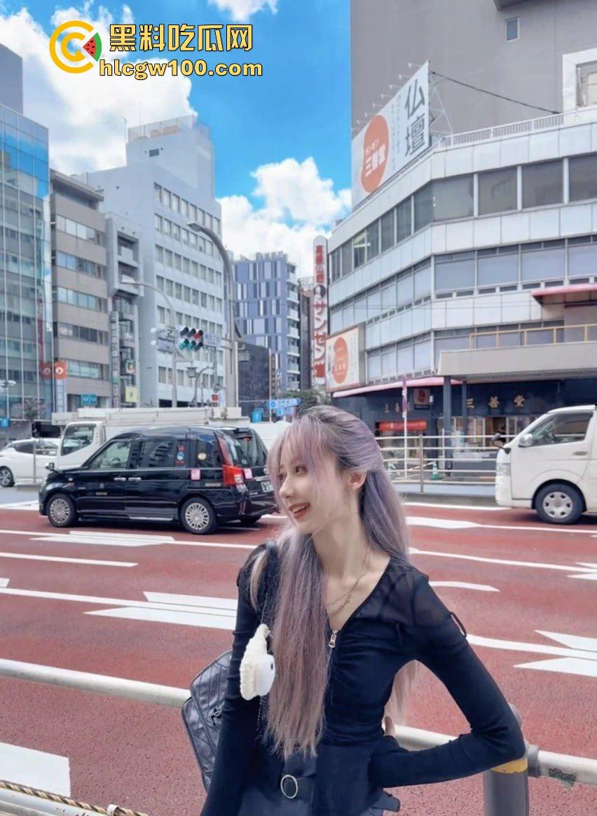 西安极品女神『刘嘉欣』现役Kpop女团成员,下海伴游5天3W,巨乳粉穴让人忍不住射爆,被金主操到腿软!-8