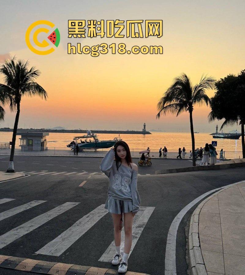 广东理工学院大三学姐【彭遥遥】约炮体育系小学弟 无套后入全程自动坐屌 堪称精液溶解器！