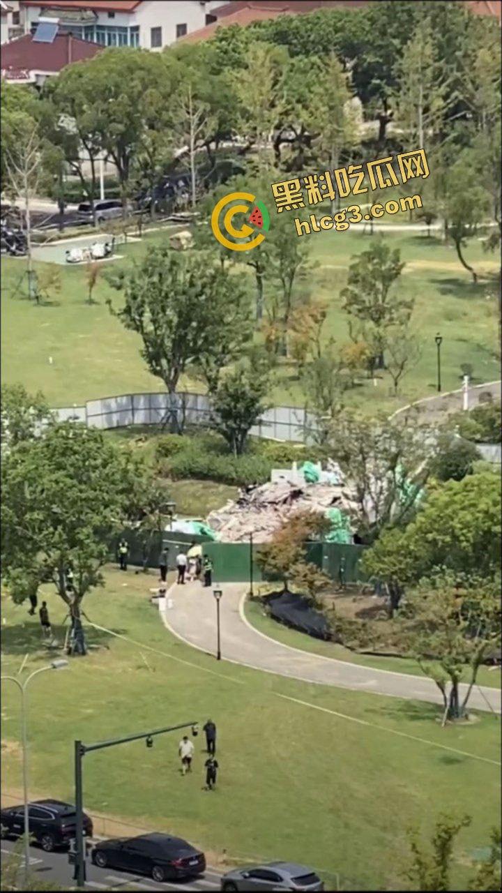 江苏常州 天打雷劈致凉亭坍塌 多人亭下躲雨 事故造成6死10伤!-5