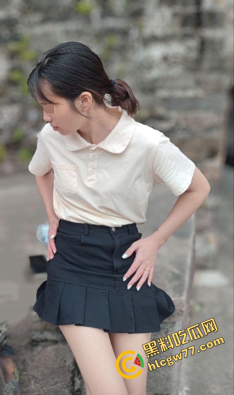 绿帽男爆料自家骚妻,19cm鸡巴酒店房内狂操暴露母狗本性,腿张成M型爽到抽搐!-3