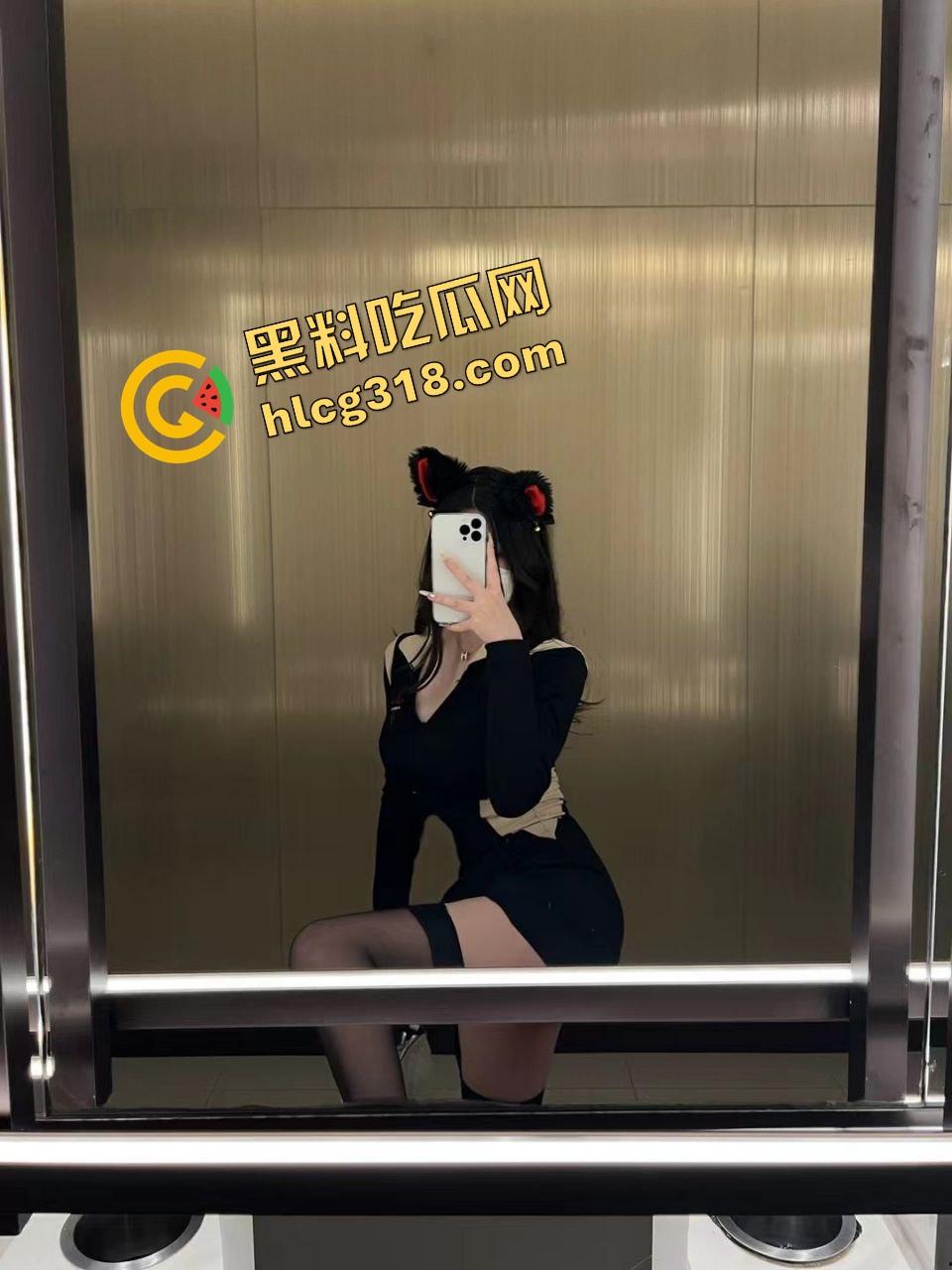 巨根男友无情肛爆小女友，女友屁眼首次被巨根捅爆，哭着喊疼又忍不住摇屁股，屁眼被捅开花还爽到晕厥！-6