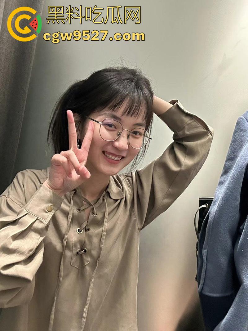 四川师范大一母狗【张露】，表面嫩妹实则暴露狂，醉酒被破处后，被调教成骚母狗，分手后视频被曝光！