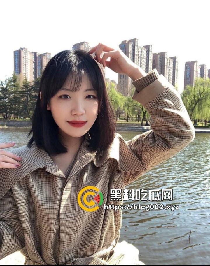 山东济南反差婊吕金梦被调教投稿流出!你的新娘我的肉便器-5