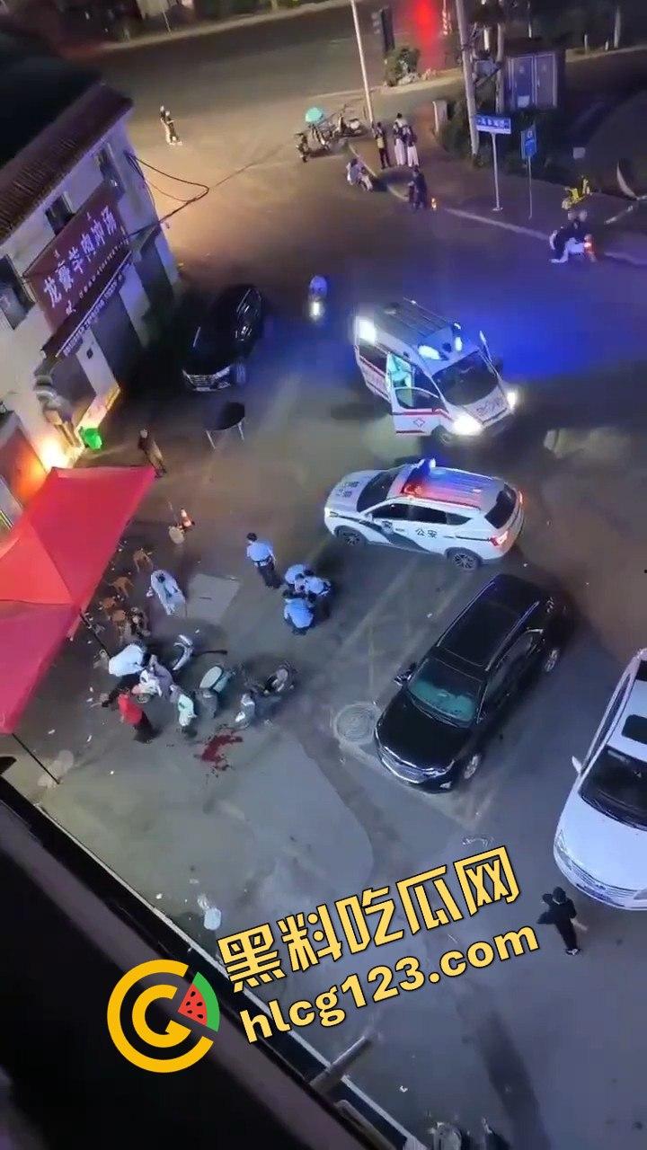 平顶山惊现街头悲剧!宝丰县老汽车站门前情杀,疑似因妻子出轨!-3