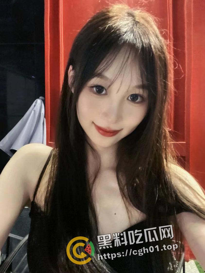 安徽农业大学小母狗 清纯小美女分手后被渣男流出私密视频 长腿玉足 真是暴敛天物-2