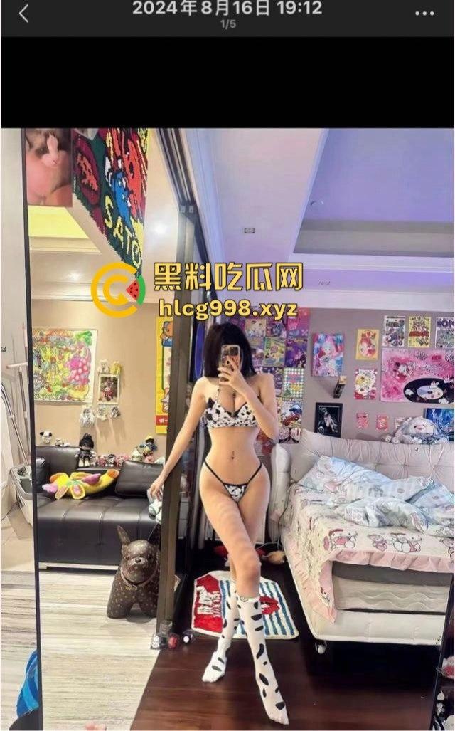 19岁小野鸡朋友圈全是钓鱼文案，情趣内衣配马赛克奶子，卖逼还能买保时捷，00后真敢玩！-10