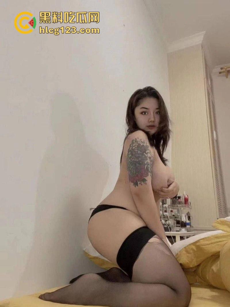 抖音健身博主【旺夫鱼/ 鱼BB】巨乳肥臀大奶牛露脸露点骚拍 奶子真的超级大！-7