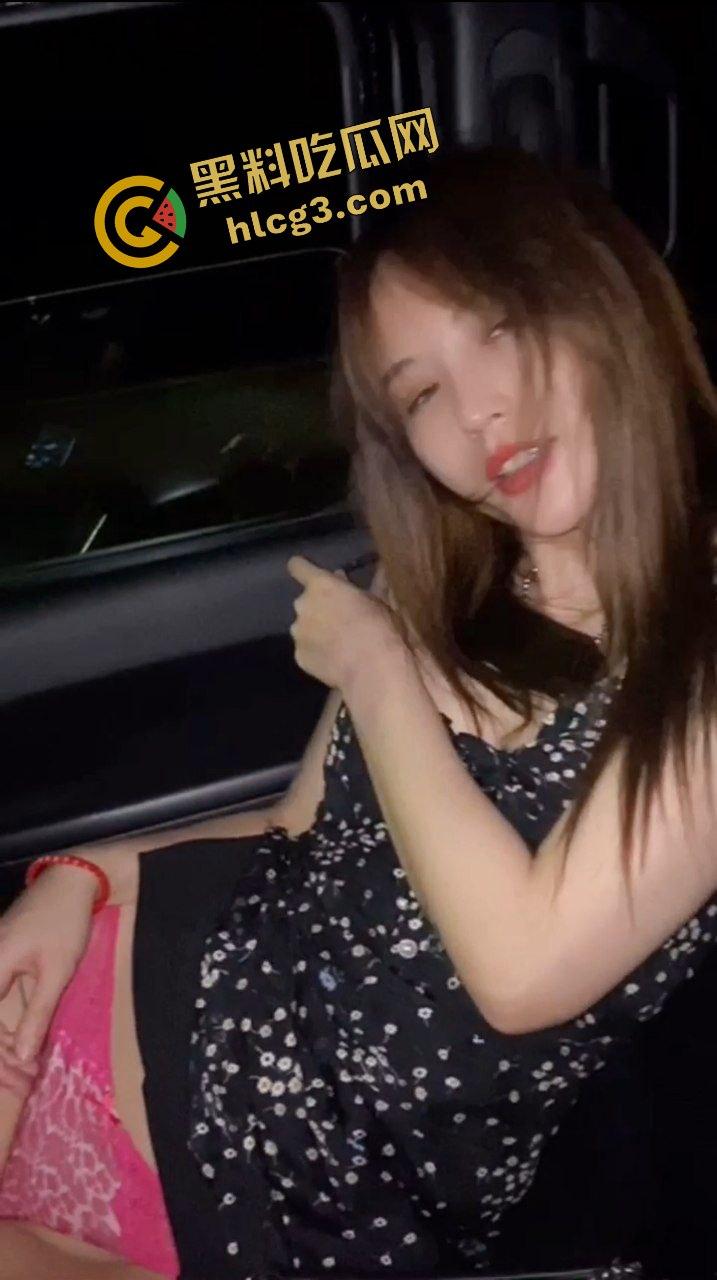 91顶级淫荡人妻『小蓝』模特身材 完美炮架!金主SM调教车震各种爆操 大合集淫荡展现!-3