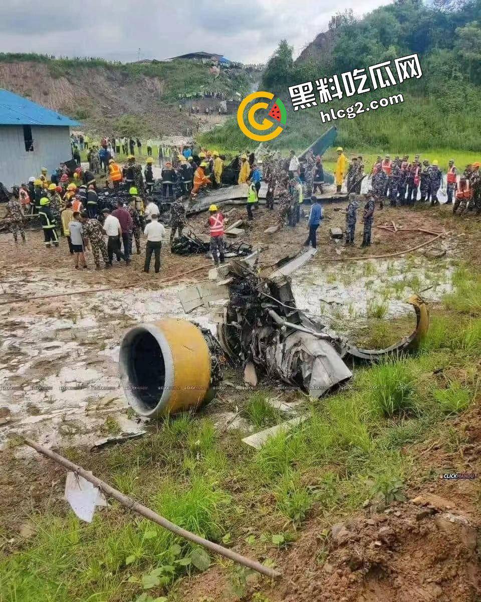 7月24日 尼泊尔加德满都机场一客机起飞时坠毁 事故造成22人不幸死亡！-4