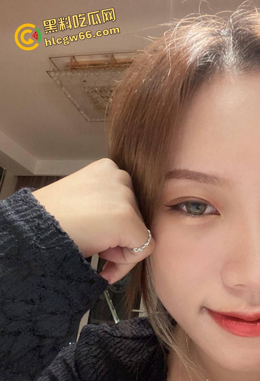 闺蜜卧底变情妇，天津巨乳少妇『李丹 』我老婆的闺蜜竟然成了我深夜在浴室猛操两小时的发泄母狗？