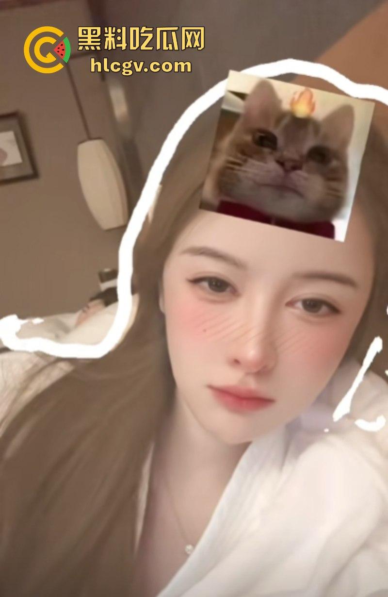 快手千万网红【二子爷】家暴出轨 潜规则偷吃女徒弟蓝牙 老婆曝光女徒弟给师傅深情口交视频！-17