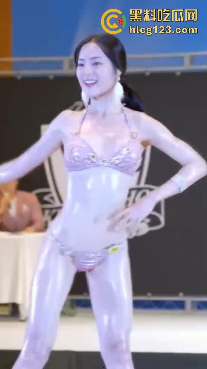 真美!性感模特【娜娜】健身尤物大尺度 超辣玉体美腿让人狂喷鼻血 魔鬼身材散发女神气息-7