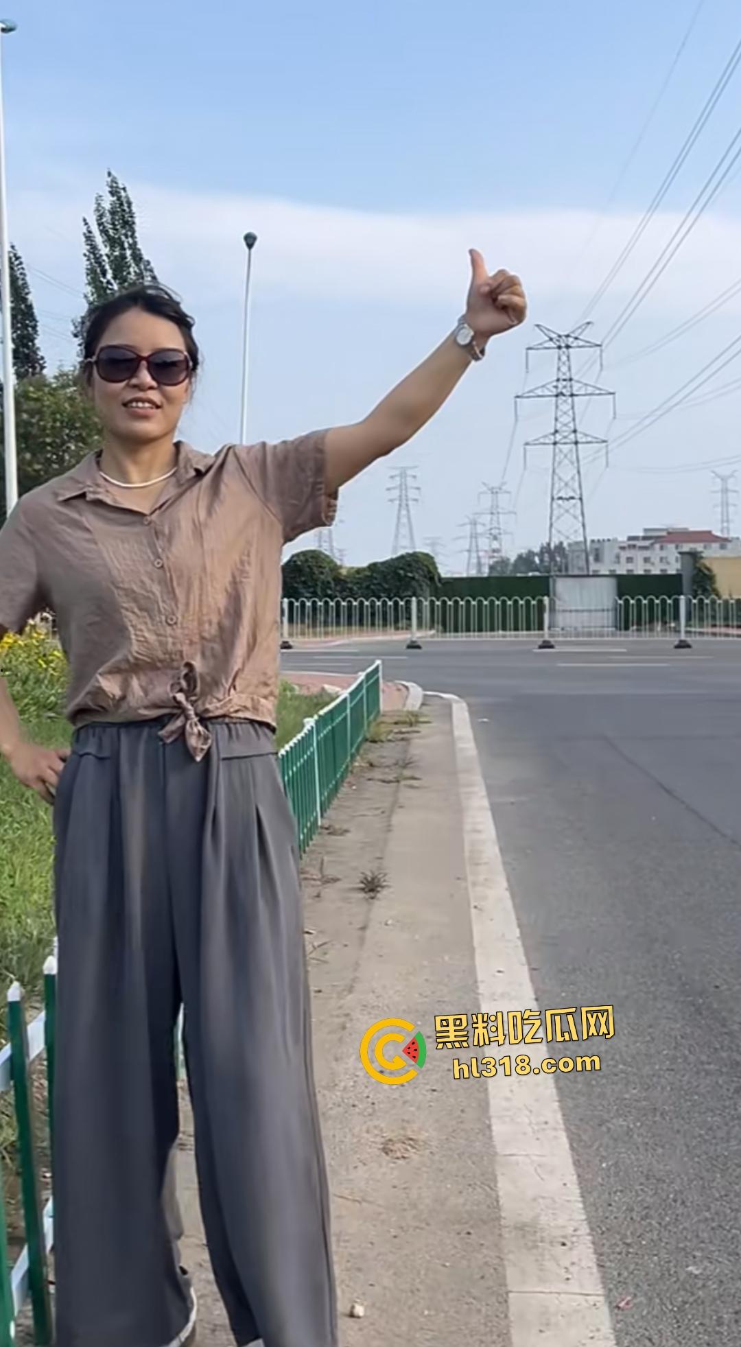 前夫养小三逼宫，儿子高考后母子联手翻盘，积攒许久的精子，后入射在屁股上还能再操一次！