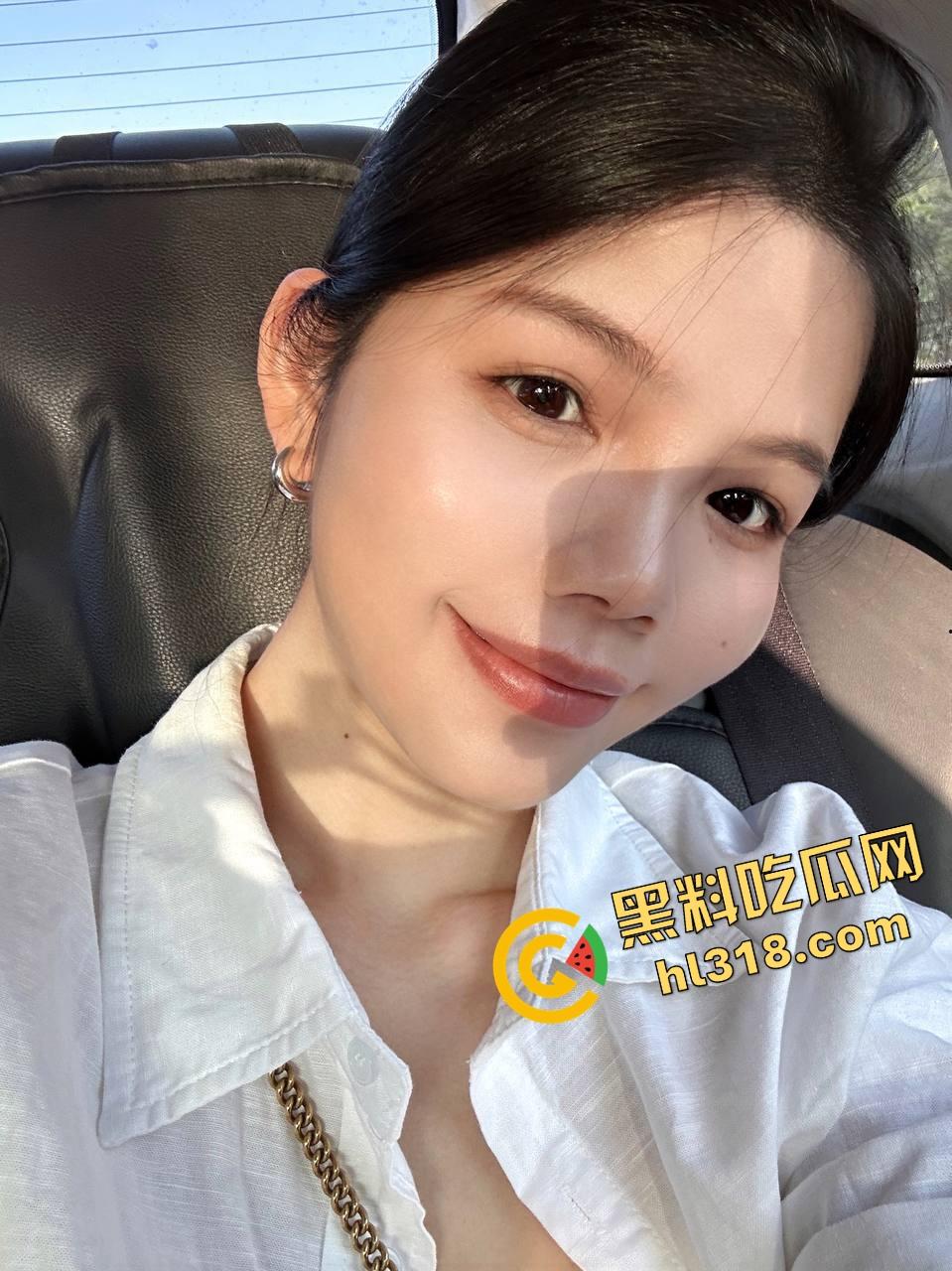 野外车震把骚母狗调教到极致，没扩阴道具直接拿挡杆用，整个挡杆被吞进去，每次挂挡思想不纯洁了！-2