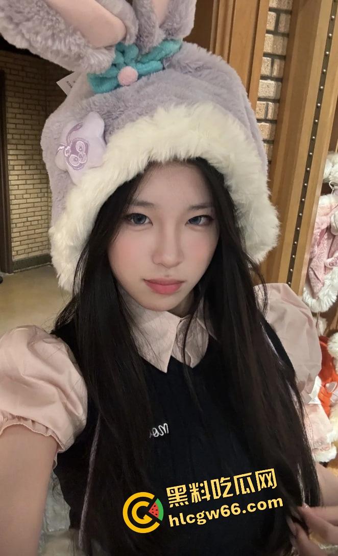 厦门高端伴游『关关』栽了,伴游新马泰日韩全亚洲飞,结果30秒榨精还敢嘲讽金主太快了!-5