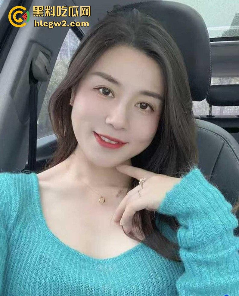 极品女友【谷婧瑶】清纯颜值下的淫荡秘密!自拍大放送 超大按摩棒狂插粉嫩蜜穴 身材火辣妖娆,性感撩人到爆!-6