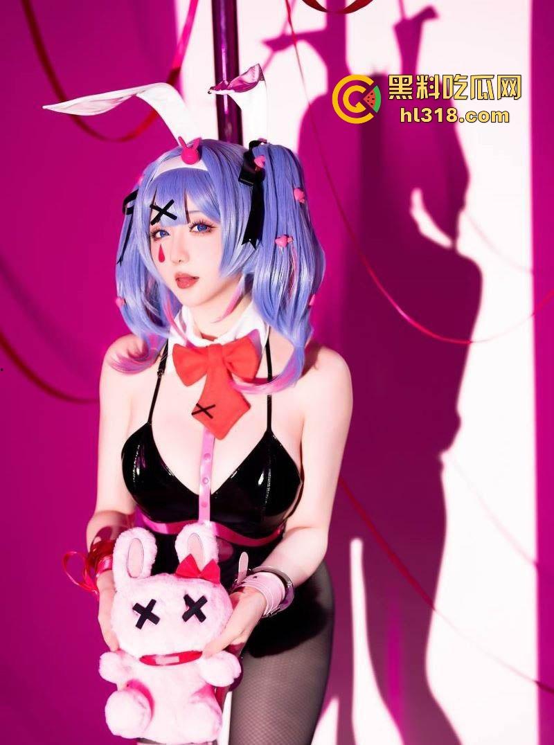 二次元福利coser【星之迟迟】最新之作,化身初音未来女战士,长腿黑丝诱人无比,大尺度拍摄,极致诱惑!-7