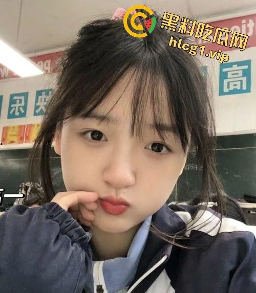 合肥天门中学高中生「苏淼」激情开房视频曝光！清纯乖乖女反差骑乘爆操！-4