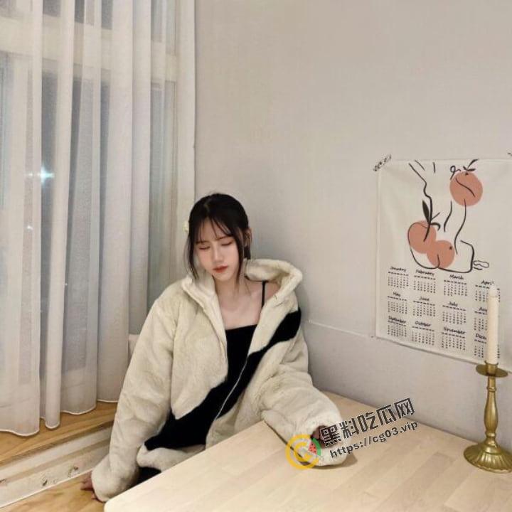 台湾台北第一女子高级中学 校花【谢季璇】和男友的自拍片流出-1