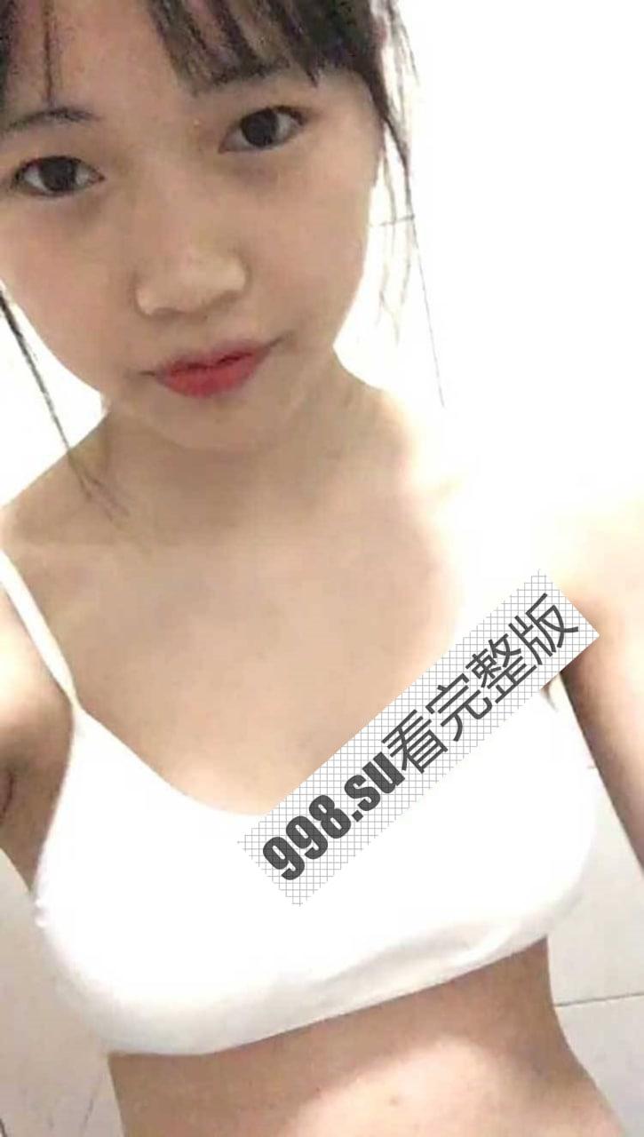 四川广元东溪中学 大哥花 3 千收购高三妹子自慰秀 年纪不大奶子很丰满!-2