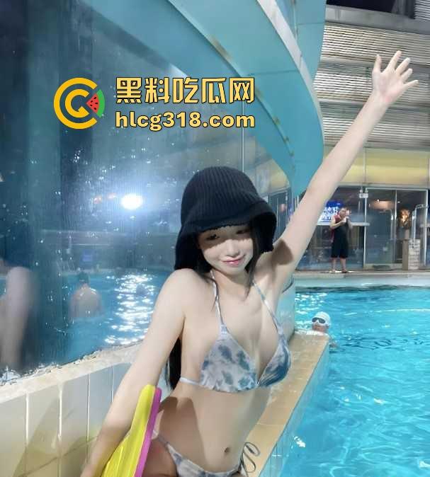 杭州极品大奶骚货【李玉婷】背着舍友拉开衣服自慰骚拍，跟网恋对象性爱视频曝光流出！-7