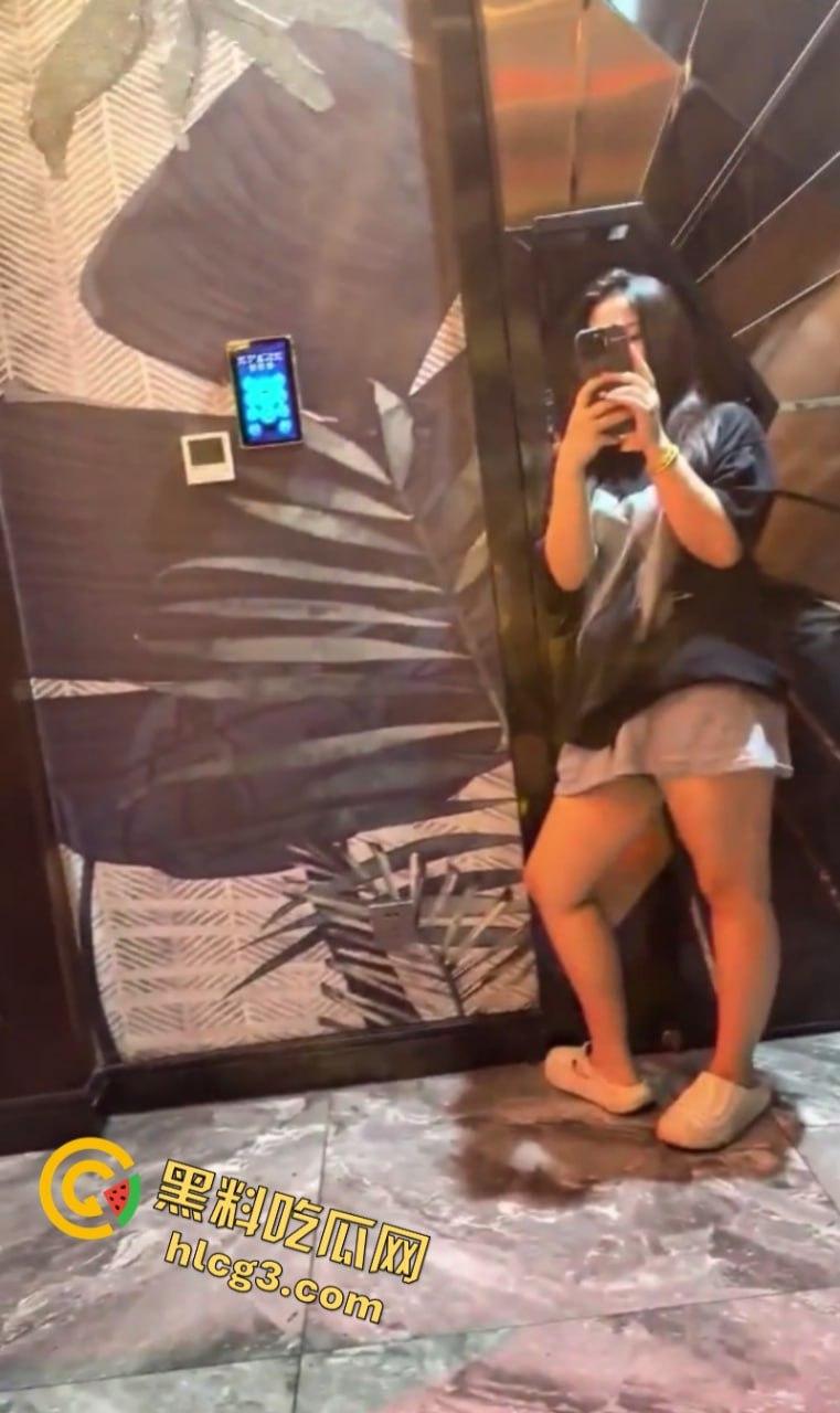 钱难赚屎难吃!广州大姐叫了个男模 不给小费反而还要男模给酒钱 不给直接给男模爆头-5