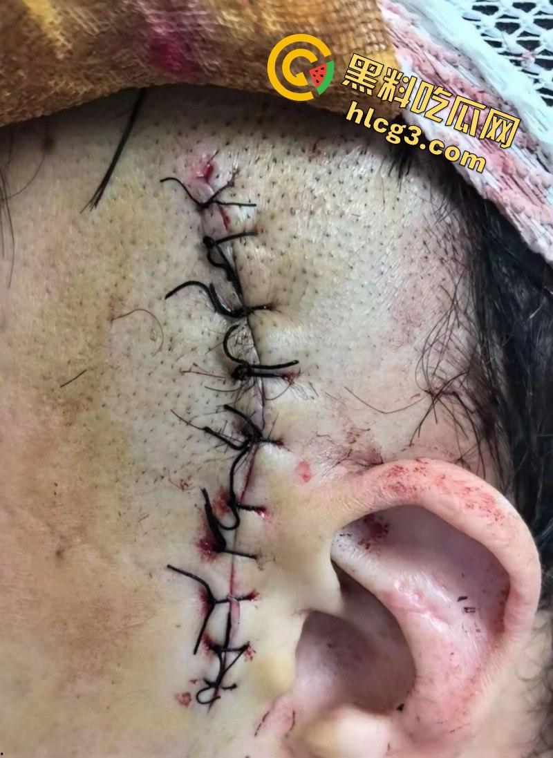 钱难赚屎难吃!广州大姐叫了个男模 不给小费反而还要男模给酒钱 不给直接给男模爆头-7