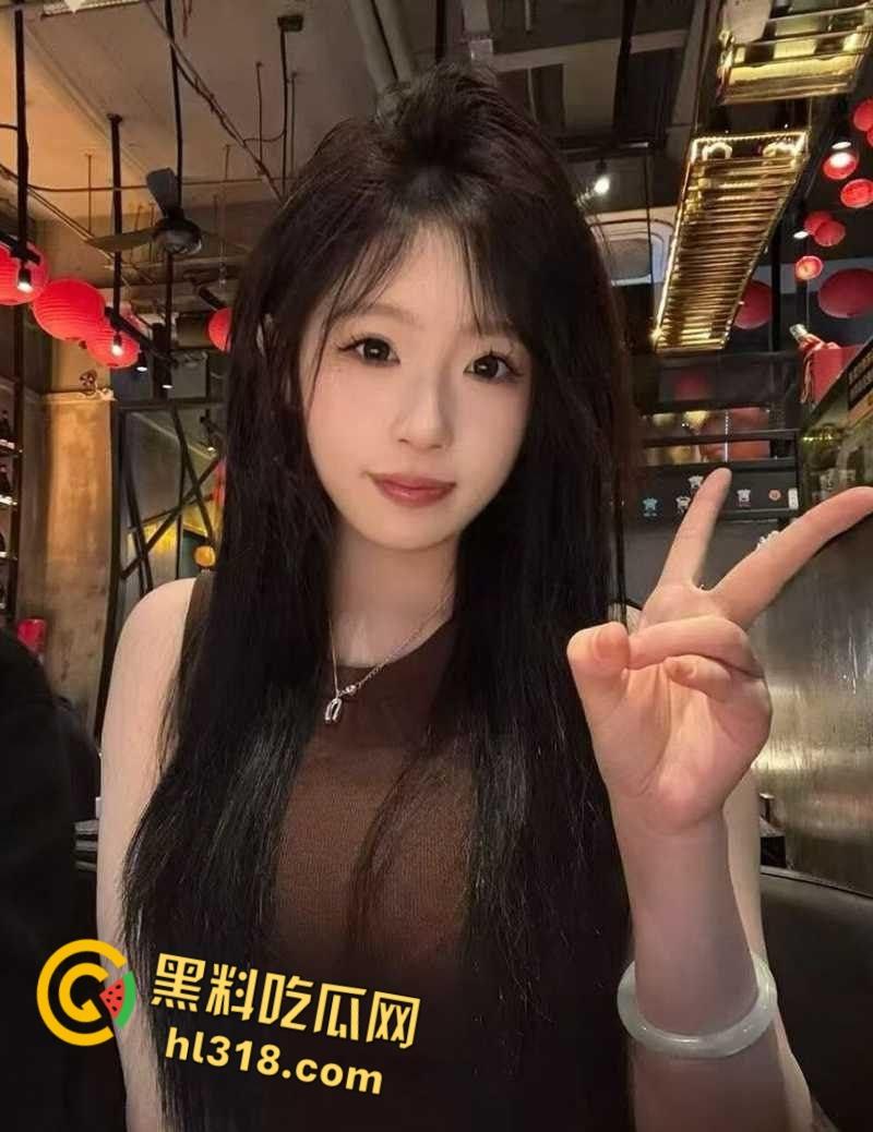 哈尔滨精神小妹【王相淼】,裸贷跑路反骗贷款公司,按摩器跳蛋双重自慰,竟爽到高潮抽搐不止!-4