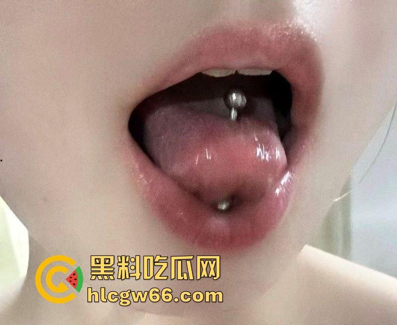 上海实习护士【葛欣怡】性爱视频曝光 极品身材尤物被操的满脸潮红 蜜穴灌满浓浓精液！-8