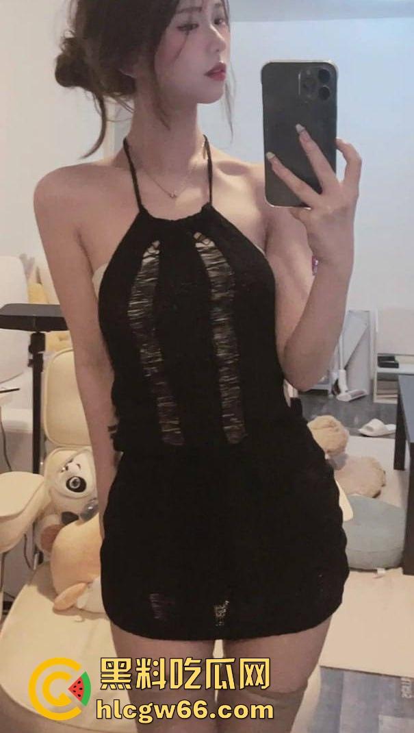 来聊聊女人的屄味 你舔过逼吗?你舔的逼是什么味道的?大家一起来讨论一下-1