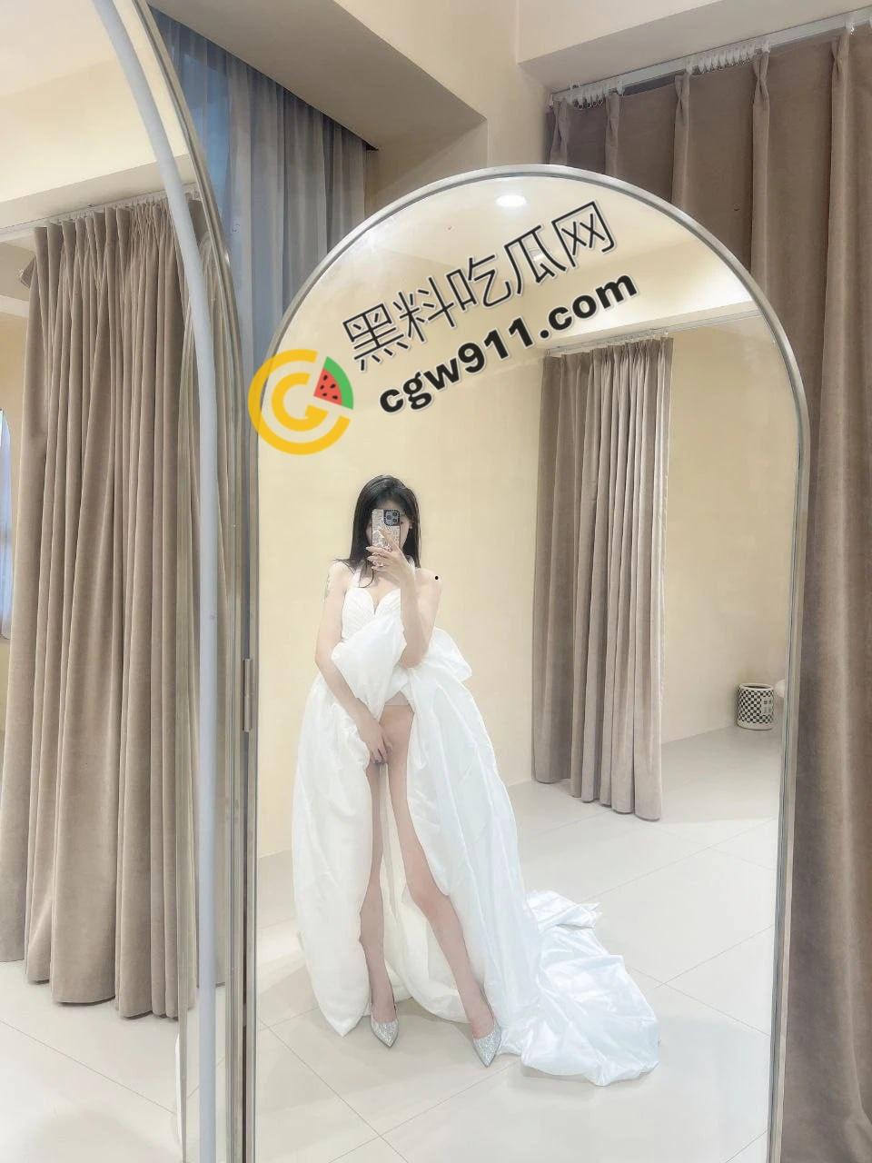 江苏盐城女神级准新娘【金茜媛】新婚前夕跟摄影师3P！皮肤雪白，粉嫩一线天骚穴，疯狂淫乱派火爆全网-5